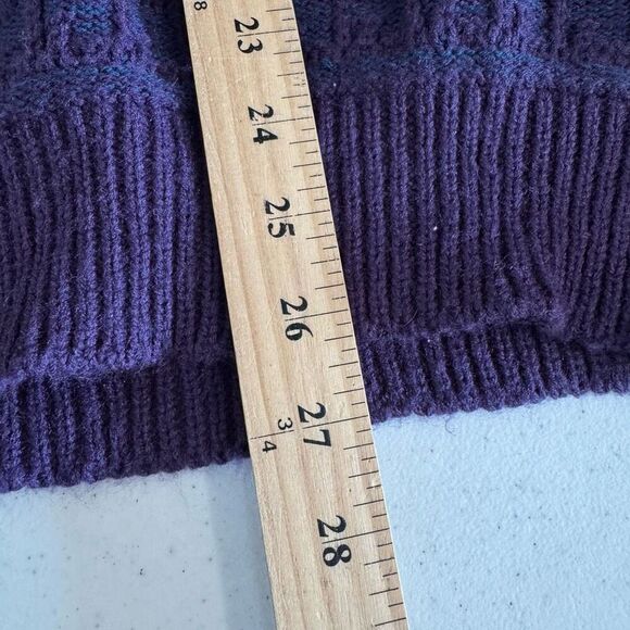 Ash Creek Trading Men’s Colorful Sweater Size Large  100% Acrylic Round Neck - Picture 8 of 9